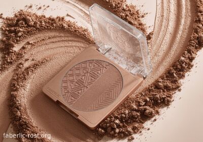 Гибридная пудра Go Glow Sun Kiss — бронзер и хайлайтер для сияния Бронзер и хайлайтер Go Glow Sun Kiss от Faberlic для эффекта загара